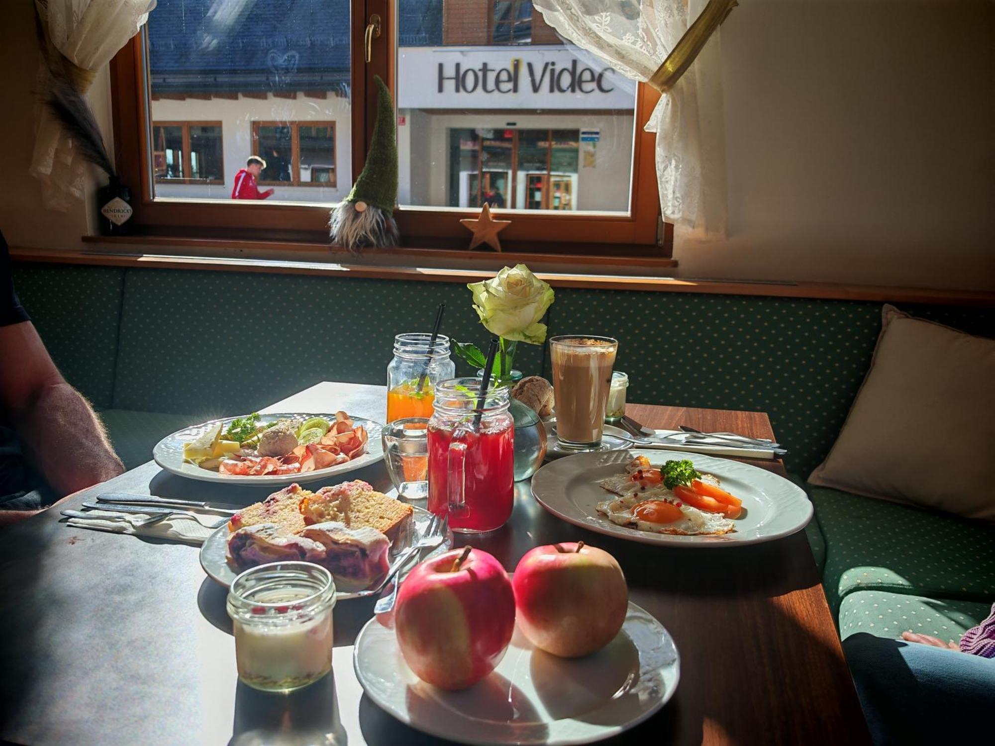 Pohorje Village Wellbeing Resort - Forest Hotel Videc Hočko Pohorje Zewnętrze zdjęcie